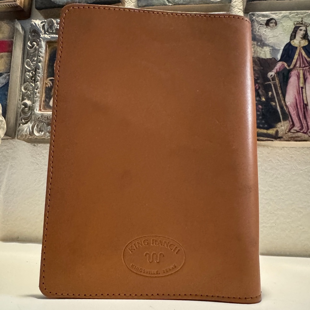 King Ranch Leather 3-Ring Binder –‎ Preowned, Monogrammed with Initials